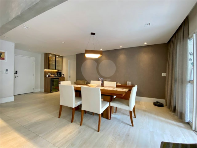 Apartamento à venda com 3 suítes em Morumbi, São Paulo, SP