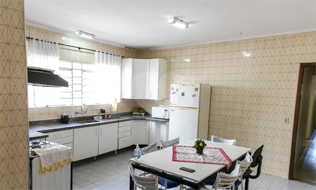 Casa Térrea à venda com 4 quartos, sendo 1 suíte, em Vila Gustavo, São Paulo, SP