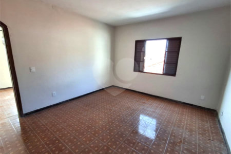 Casa à venda com 4 quartos em Vila Darli, São Paulo, SP