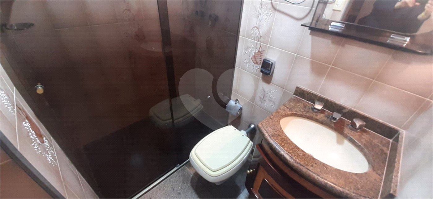 Sobrado à venda com 4 quartos, sendo 2 suítes, em Jardim França, São Paulo, SP