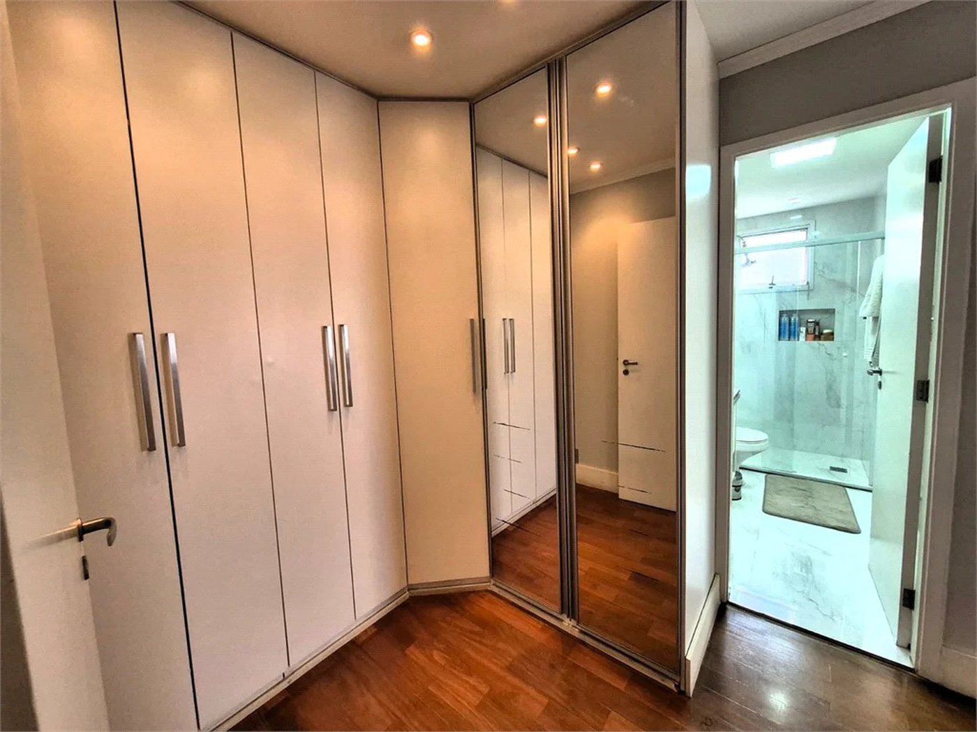 Apartamento à venda com 3 suítes em Lar São Paulo, São Paulo, SP