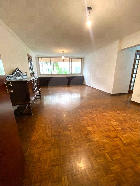 Apartamento à venda ou para alugar com 4 quartos, sendo 1 suíte, em Itaim Bibi, São Paulo, SP