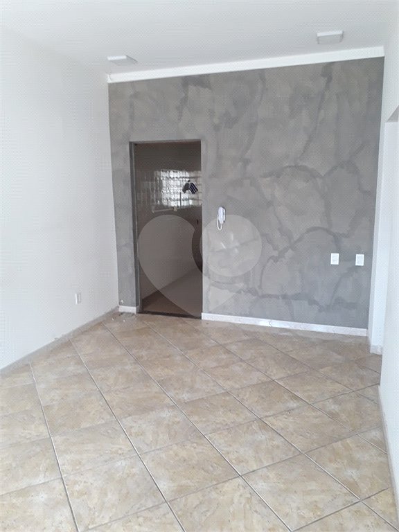 Casa à venda com 2 quartos no Centro, Itu, SP