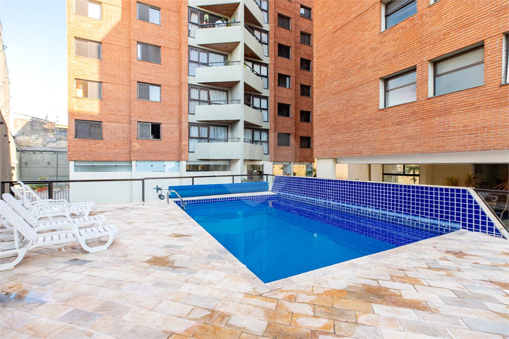 Apartamento à venda com 3 quartos, sendo 1 suíte, em Alto da Boa Vista, São Paulo, SP