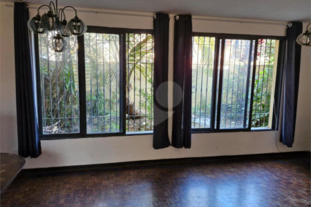 Casa à venda com 4 quartos, sendo 1 suíte, em Jardim Consórcio, São Paulo, SP