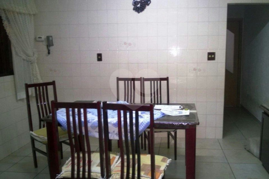Sobrado à venda com 3 quartos em Tremembé, São Paulo, SP