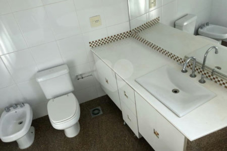 Apartamento à venda com 3 suítes em Vila Suzana, São Paulo, SP