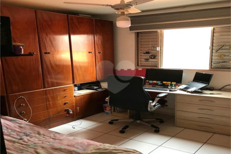Casa à venda com 6 quartos em Jardim Santa Clara, Guarulhos, SP