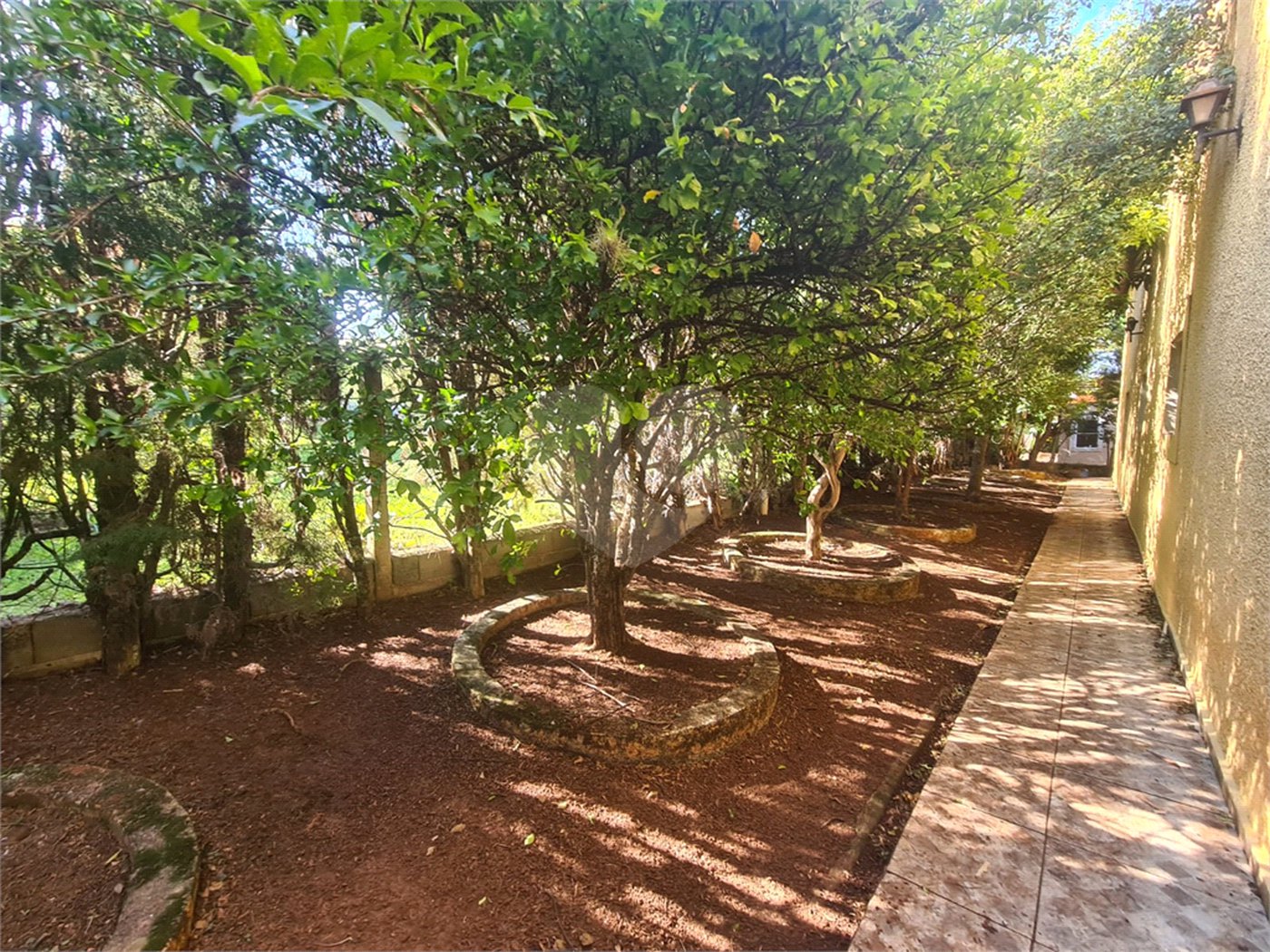 Casa à venda com 3 suítes no condomínio Portal do Sabia, Araçoiaba da Serra - SP
