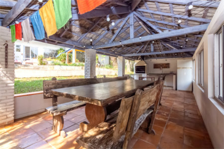 Casa à venda com 4 quartos, sendo 2 suítes, em Chácara Flora, São Paulo, SP