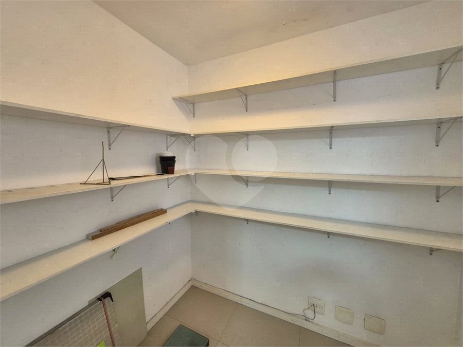 Apartamento à venda com 3 quartos, sendo 1 suíte,  em Jardim Olympia, São Paulo, SP