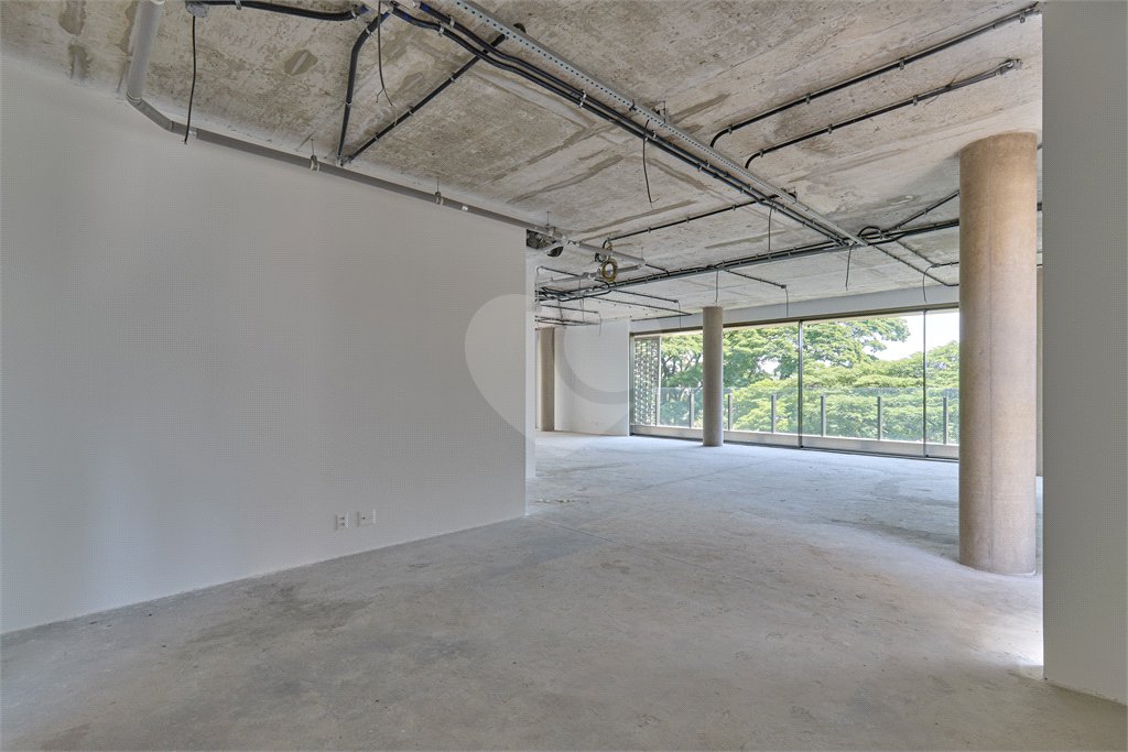 Apartamento à venda com 4 suítes em Vila Nova Conceição, São Paulo, SP