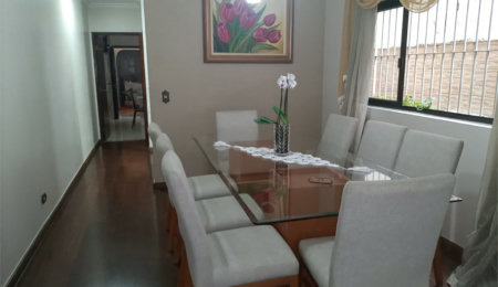Casa à venda com 3 quartos, sendo 1 suíte,  em Jardim Monte Azul, São Paulo, SP