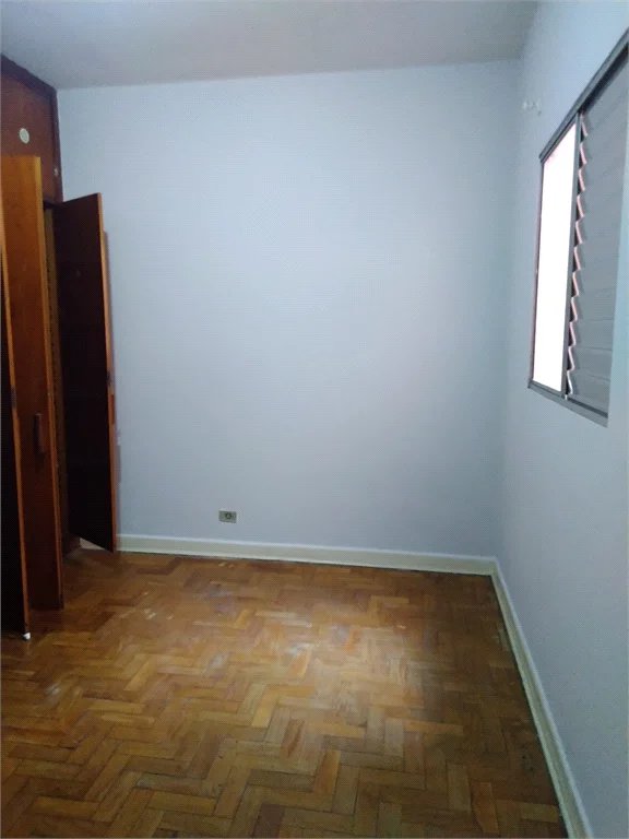 Sobrado à venda com 3 quartos em Vila Cordeiro, São Paulo, SP