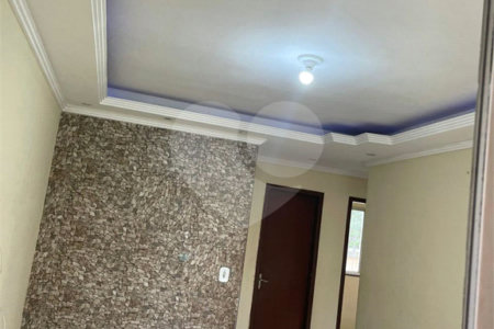 Apartamento para alugar com 2 quartos em Senador Vasconcelos, Rio de Janeiro, RJ