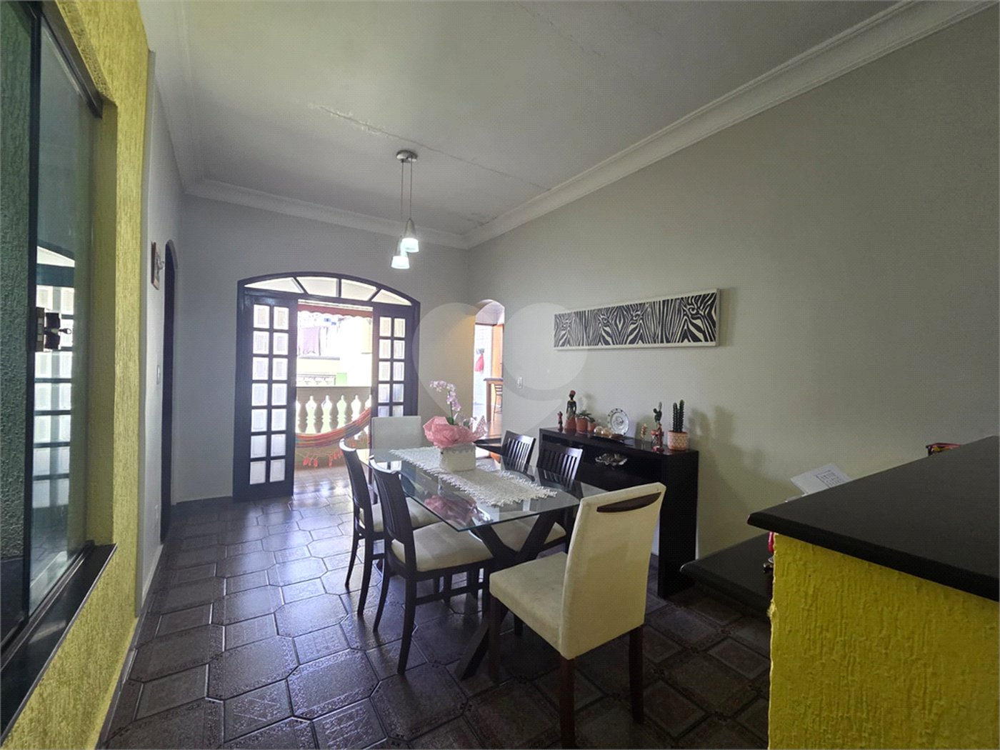 Casa à venda com 4 quartos, sendo 1 suíte, em Vila Paulo Silas, São Paulo, SP