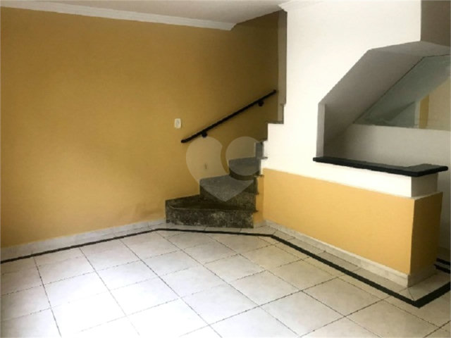 Casa à venda com 3 quartos, sendo 1 suíte,  no condomínio Residencial Means do Campo, São Paulo - SP