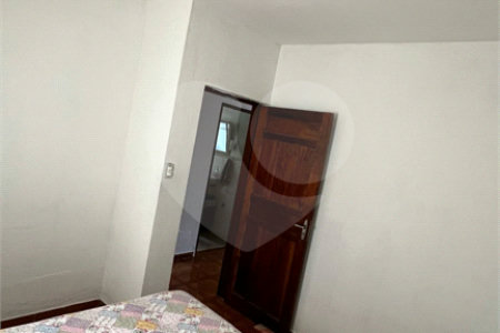 Casa à venda com 3 quartos em Jardim Madre Ângela, Poá, SP