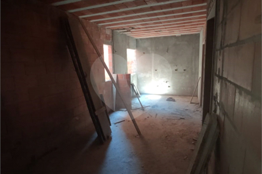Casa à venda com 2 quartos, sendo 1 suíte, em Vila Guilherme, São Paulo, SP