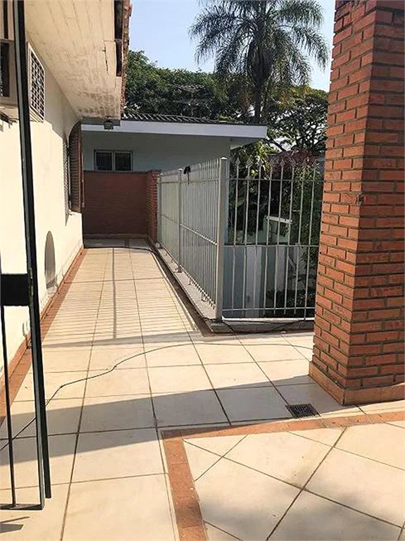 Casa à venda com 4 quartos, sendo 1 suíte, em Vila Cordeiro, São Paulo, SP
