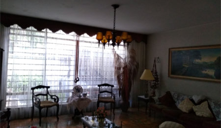 Casa à venda com 4 quartos, sendo 1 suíte,  em Campo Belo, São Paulo, SP