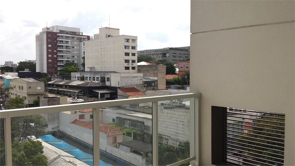 Apartamento à venda com 2 suítes em Vila Madalena, São Paulo, SP