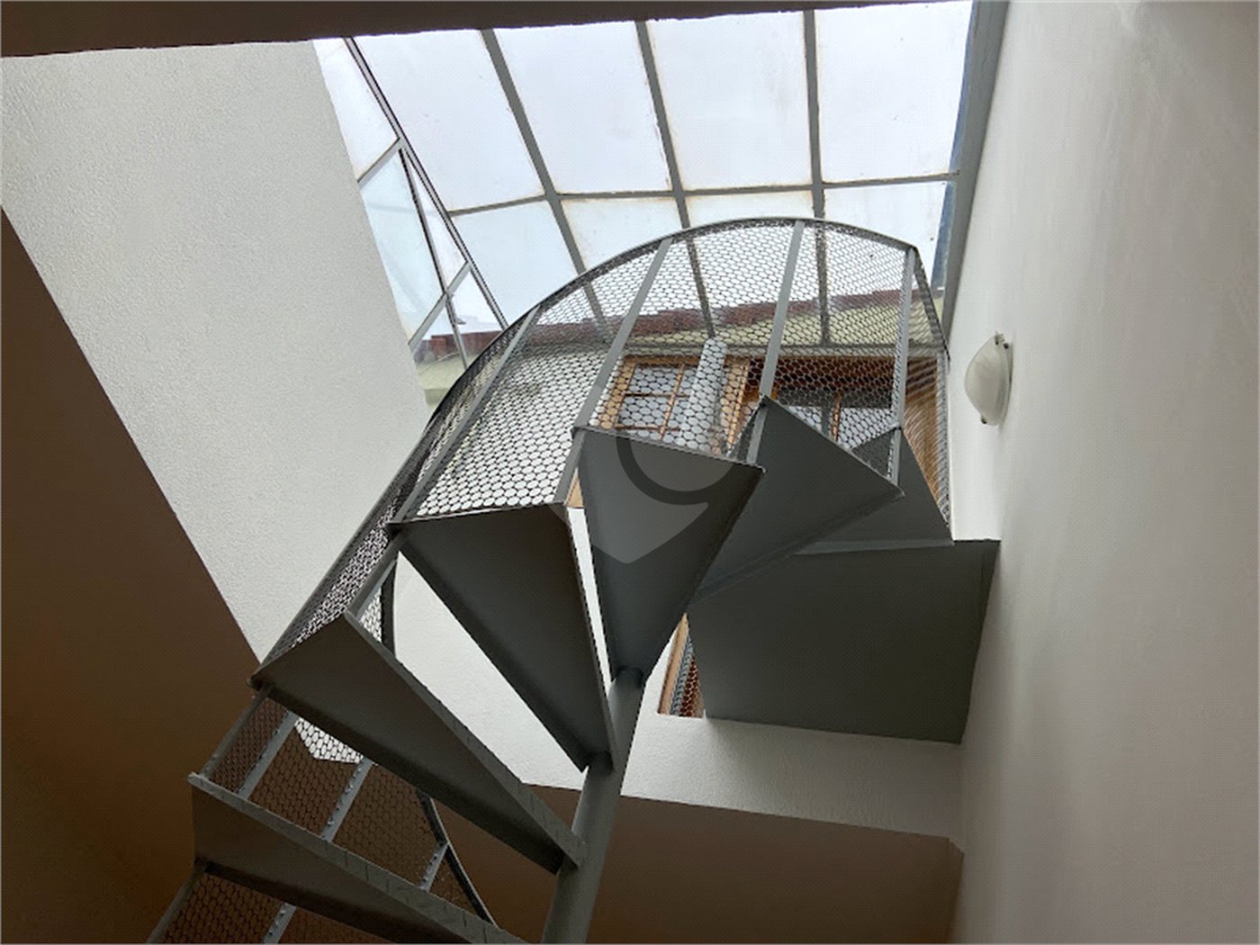Sobrado à venda com 7 quartos, sendo 2 suítes, em Brooklin Paulista, São Paulo, SP