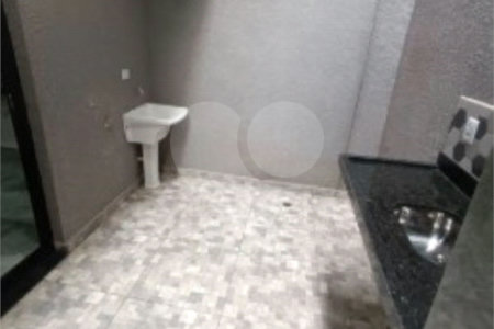 Sobrado à venda com 3 quartos, sendo 1 suíte, em Vila Marina, São Paulo, SP