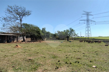 Sítio à venda com 2 suítes em Buru, Salto, SP