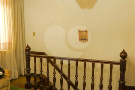 Casa à venda com 3 quartos no condomínio Paderewsky, São Paulo - SP