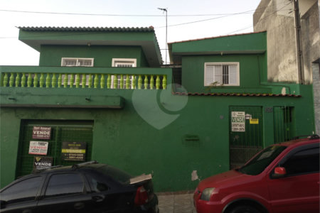 Sobrado à venda com 2 quartos em Parque Residencial Casa Branca, Suzano, SP