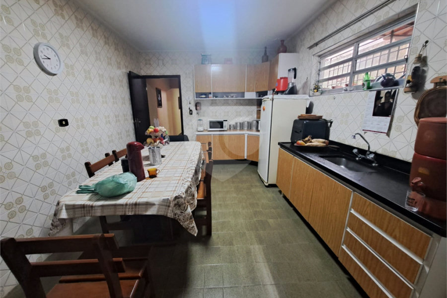 Sobrado à venda com 3 quartos em Vila Sabrina, São Paulo, SP