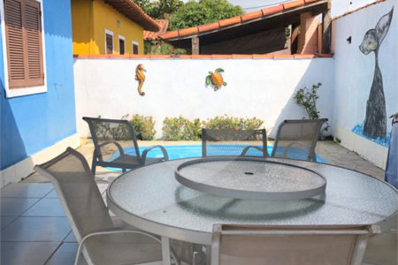 Casa à venda com 3 quartos, sendo 1 suíte,  em Praia Rasa, Armação dos Búzios, RJ