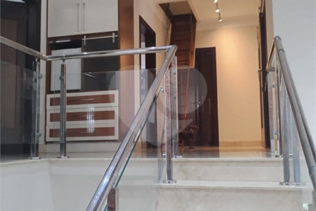 Casa à venda com 5 quartos, sendo 4 suítes, no condomínio Santa Teresa, Jundiaí - SP