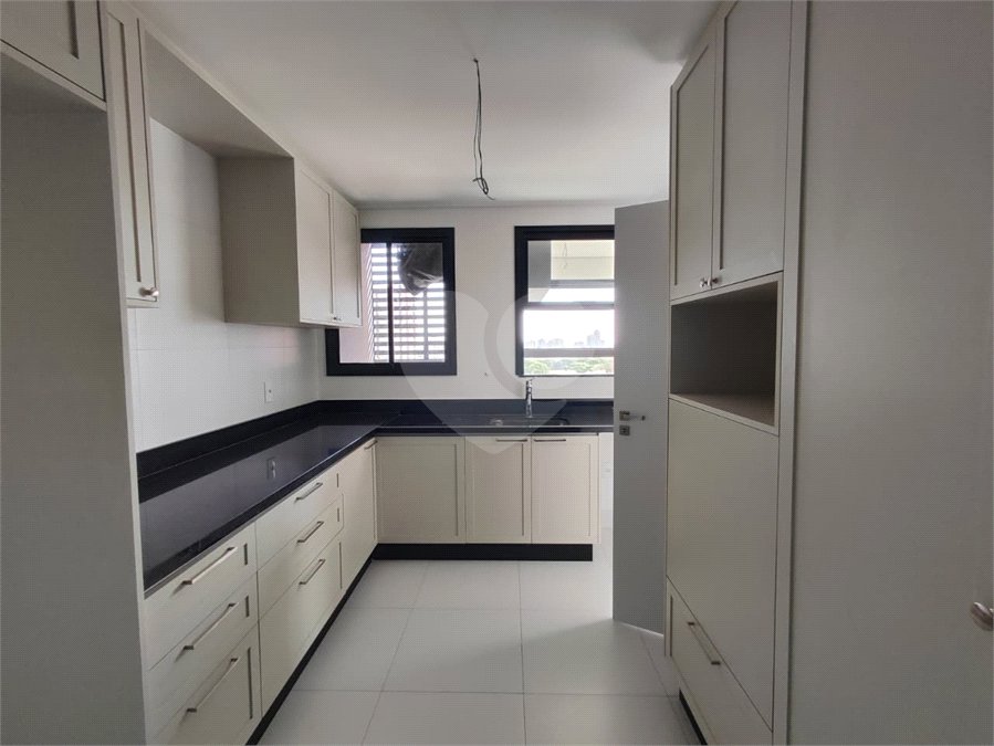 Apartamento à venda com 3 suítes em Vila Castelo Branco, Indaiatuba, SP