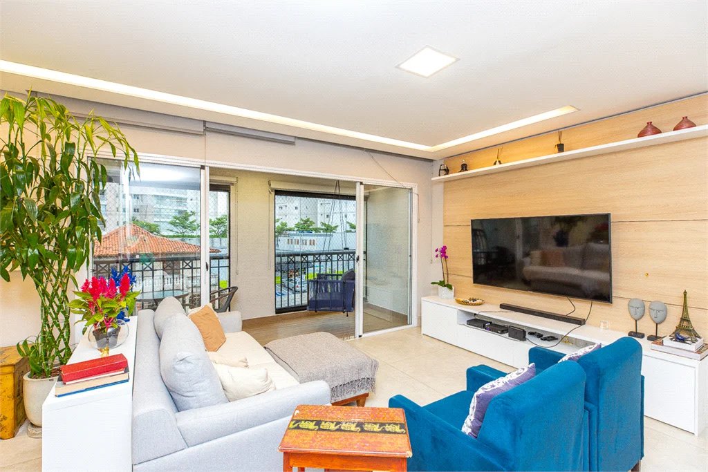 Apartamento à venda com 4 quartos, sendo 1 suíte, em Jardim Monte Kemel, São Paulo, SP