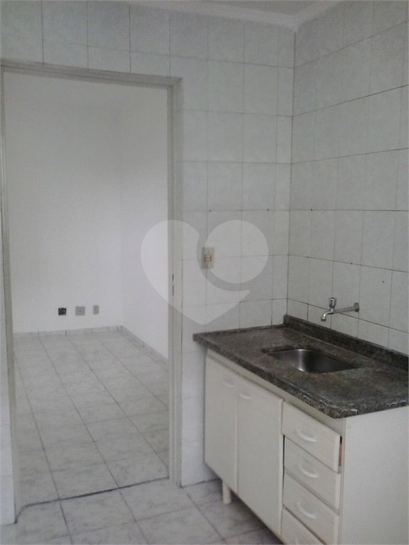 Apartamento à venda com 2 quartos em Vila Perracini, Poá, SP