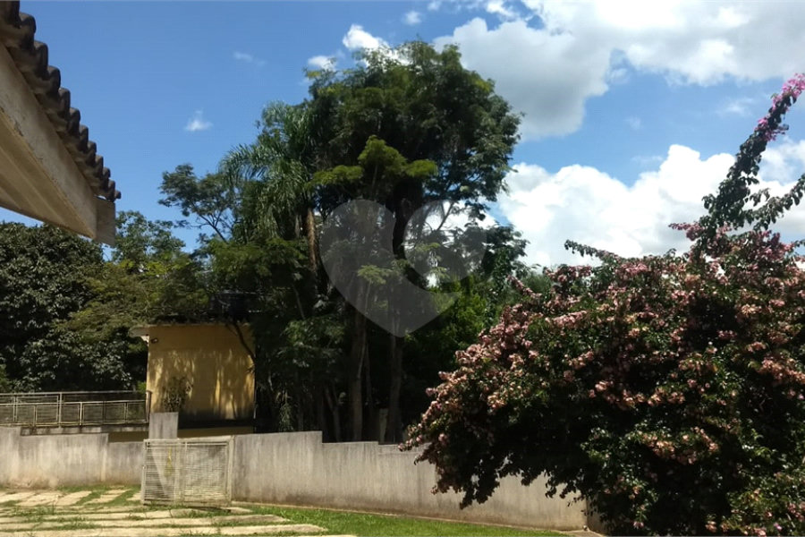 Casa à venda com 8 quartos, sendo 4 suítes, em Santa Inês, Mairiporã, SP