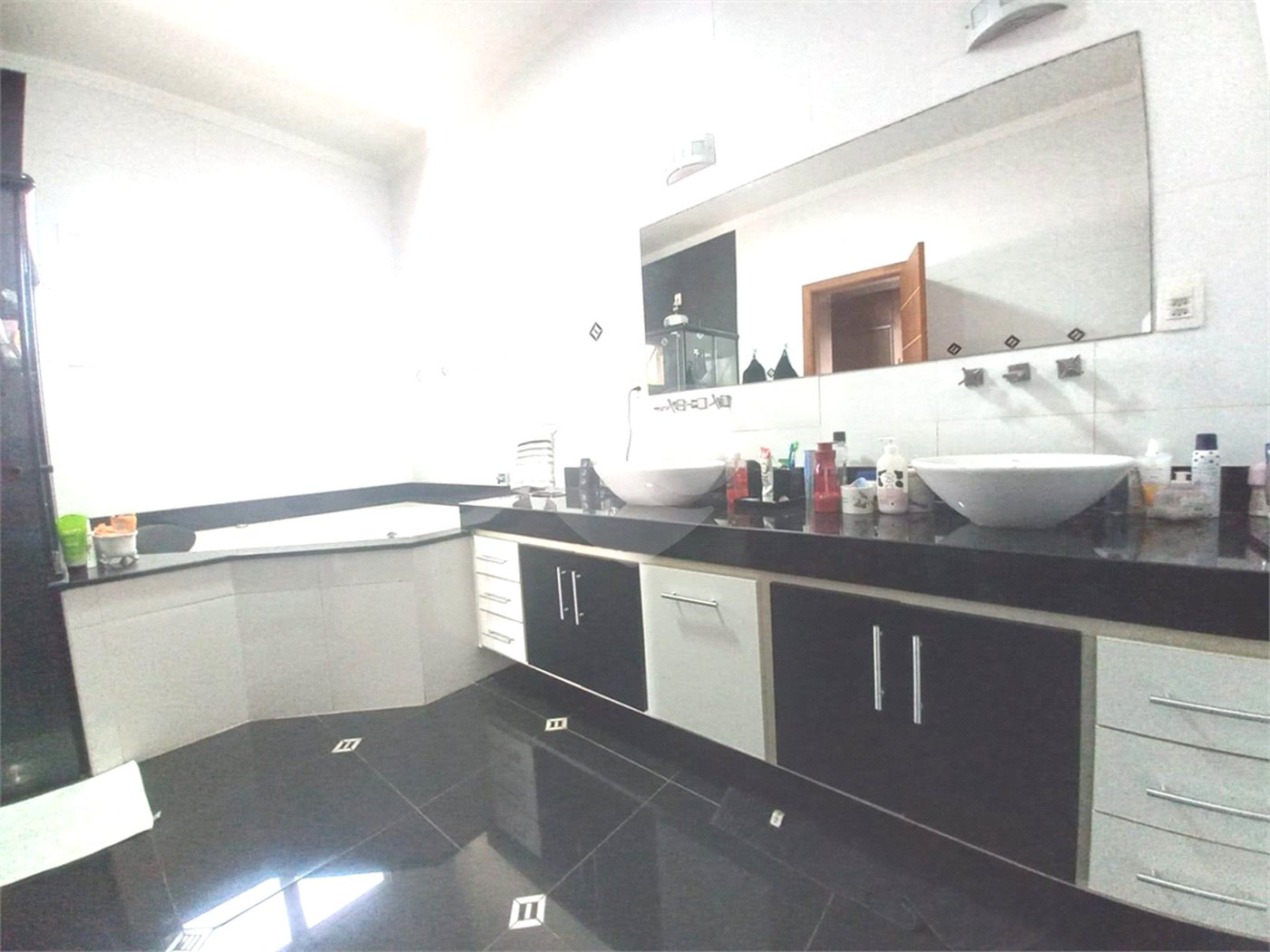 Casa à venda em Condomínio fechado em São Carlos Parque Faber 1