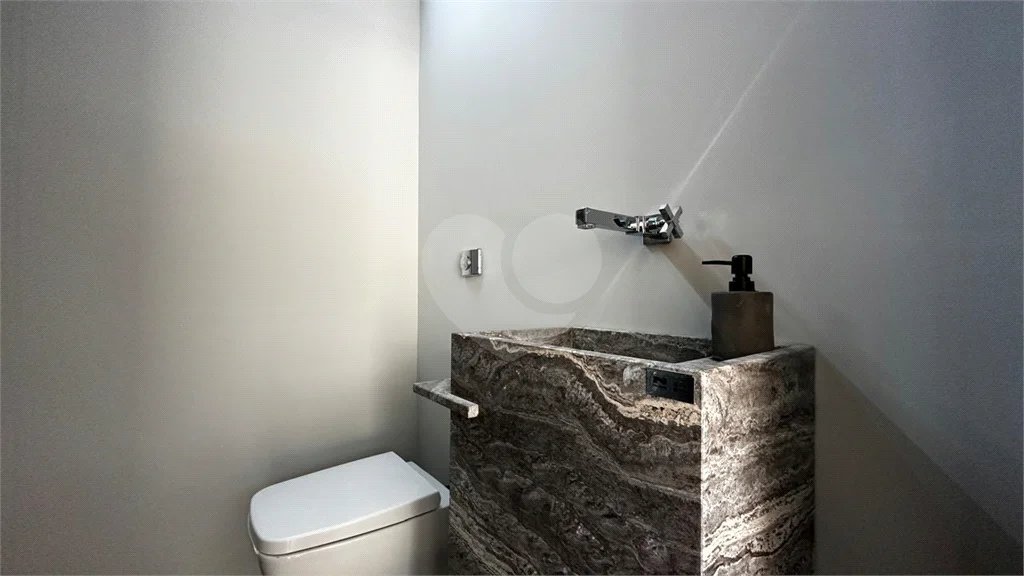 Casa Comercial disponível para venda e locação no Bairro Cidade Jardim em Piracicaba - SP.
