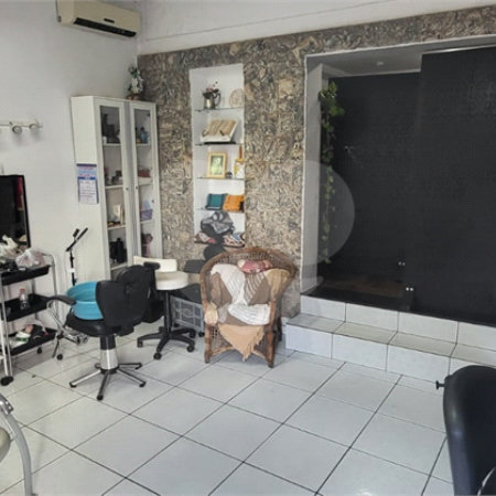 Casa a venda na rua Coronel Leopoldo Prado