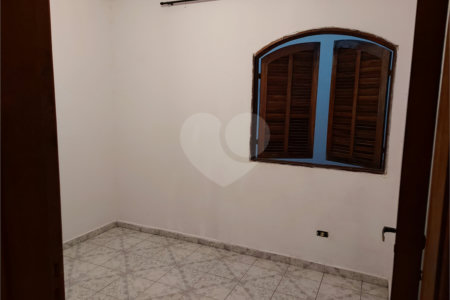 Sobrado à venda com 3 quartos em Jardim City, Guarulhos, SP