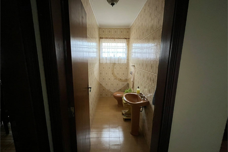 Sobrado à venda com 3 quartos, sendo 1 suíte, em Horto, São Paulo, SP