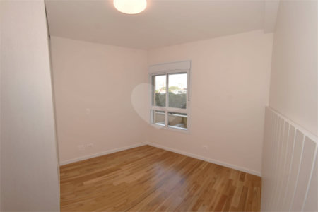 Apartamento à venda com 3 suítes em Vila Romana, São Paulo, SP