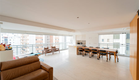 Apartamento à venda com 3 suítes em Campo Belo, São Paulo, SP