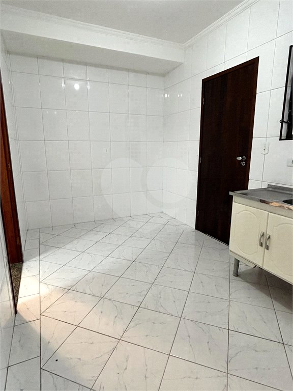 Casa para alugar com 2 quartos, sendo 1 suíte, no condomínio Terra Nostra III, São Paulo - SP