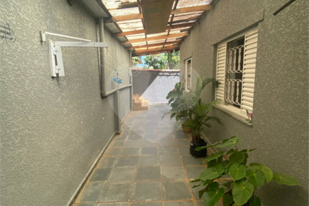 Casa à venda com 2 quartos, sendo 1 suíte, em Jardim Alvinópolis, Atibaia, SP