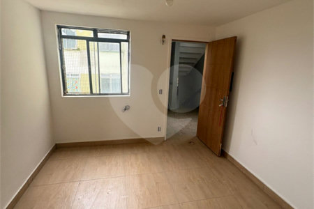 Casa para alugar com 2 quartos no condomínio Estrada do Preju, Itaquaquecetuba - SP