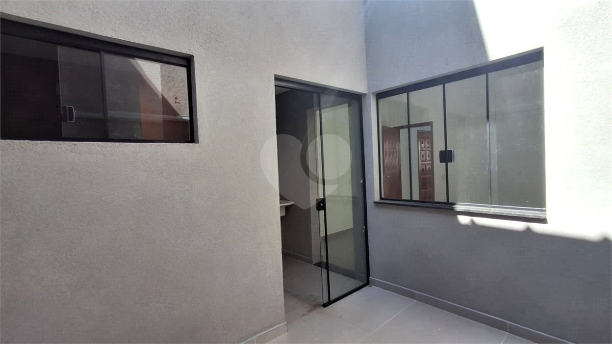 Casa de Vila à venda com 1 suíte em Jardim Prestes de Barros, Sorocaba, SP