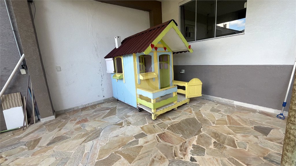 Sobrado à venda com 3 suítes em Jardim Maristela, Atibaia, SP